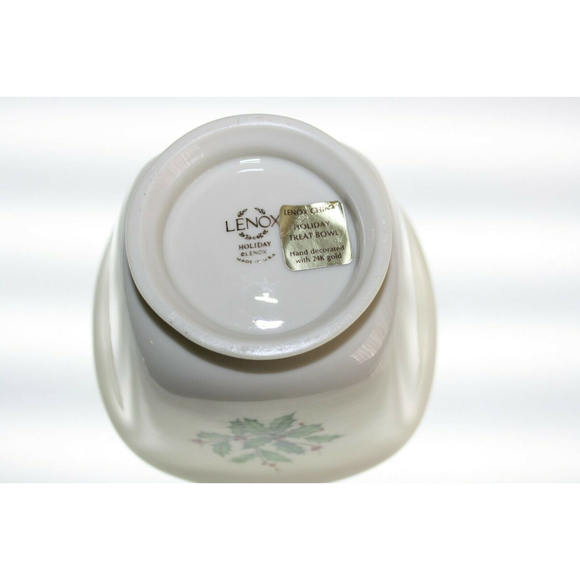 VINTAGE LENOX HOLIDAY DIMENSION NUT BOWL HOLLY 24K GOLD CHRISTMAS CANDY DISH - Picture 4 of 5